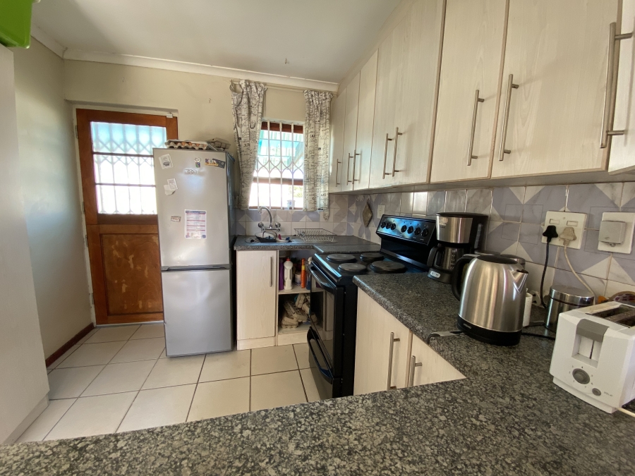 2 Bedroom Property for Sale in Muizenberg Western Cape